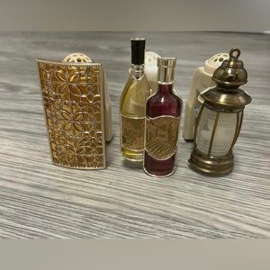 Bath and Body Works wallflower plug bundle (2 are nightlights)